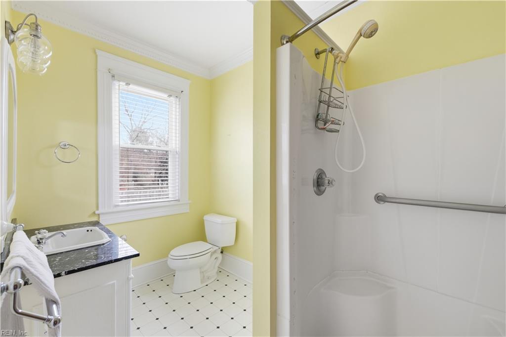 508 N High St Property Photo 30