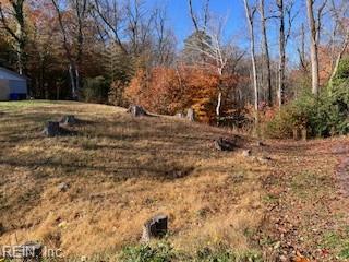 451 Eastwood Dr Property Photo 2