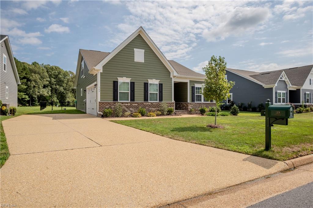 148 Ayrshire Loop Property Photo 3