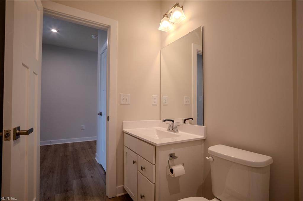 148 Ayrshire Loop Property Photo 8