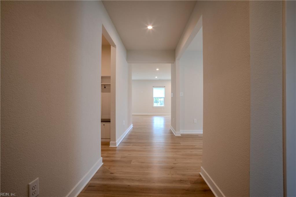 148 Ayrshire Loop Property Photo 11