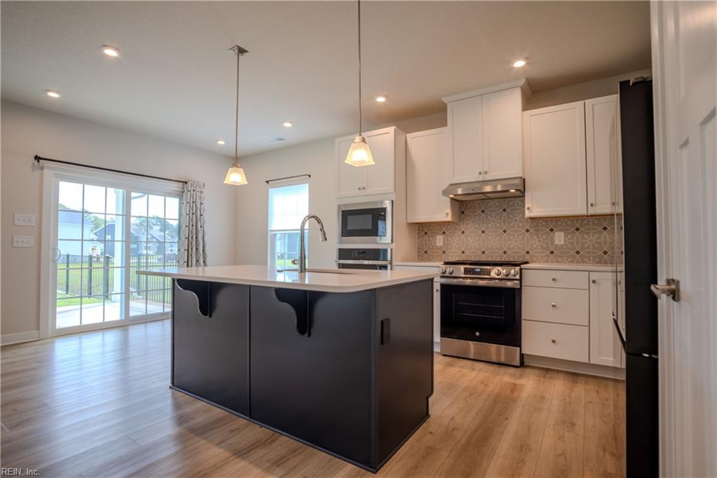 148 Ayrshire Loop Property Photo 12