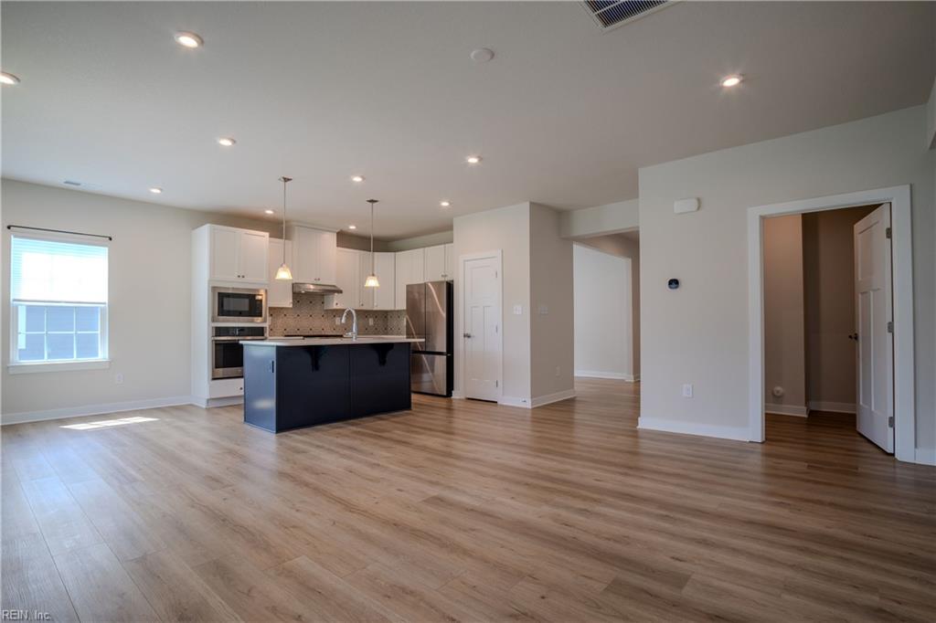148 Ayrshire Loop Property Photo 16