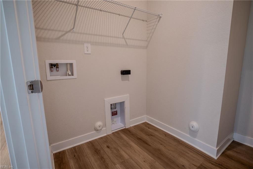 148 Ayrshire Loop Property Photo 18