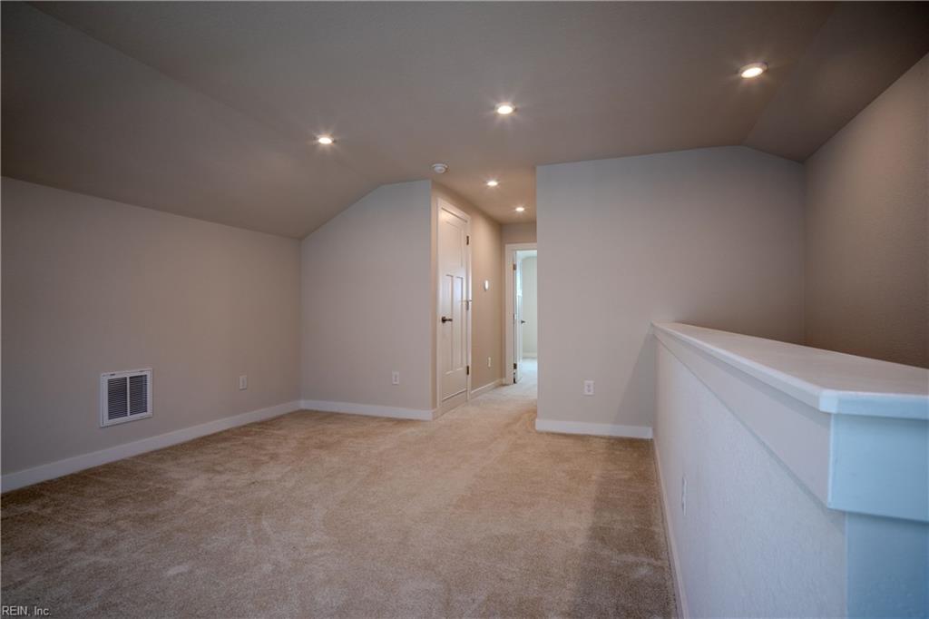 148 Ayrshire Loop Property Photo 26