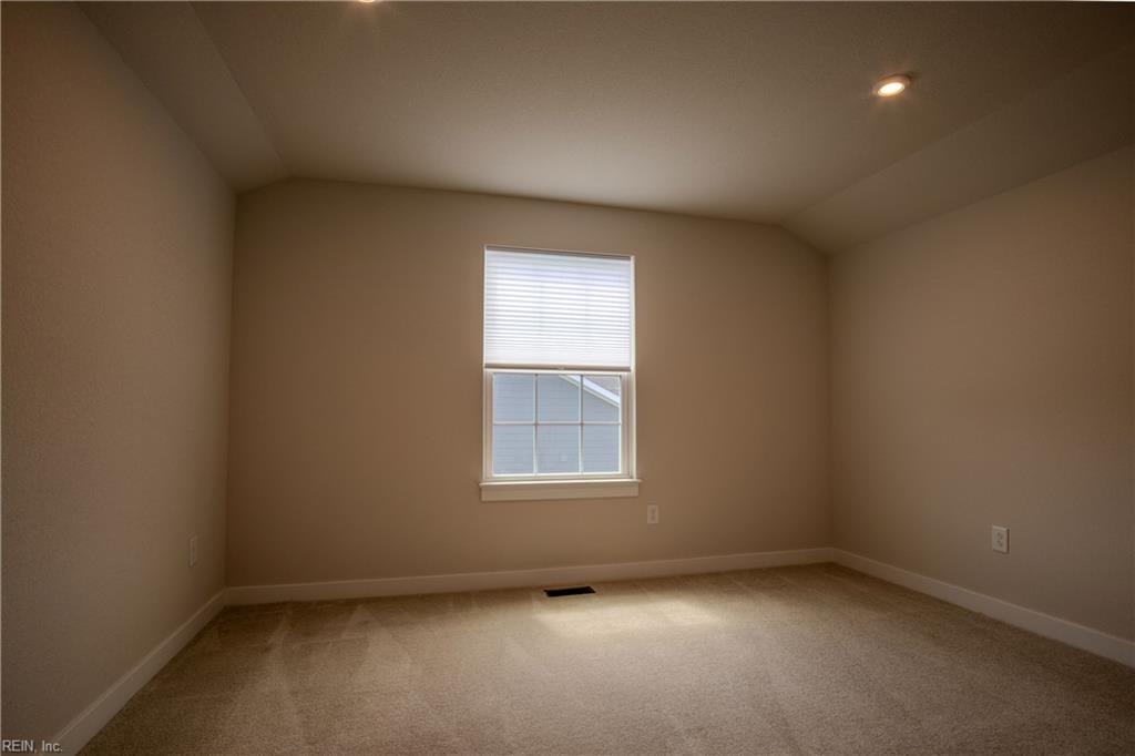 148 Ayrshire Loop Property Photo 29