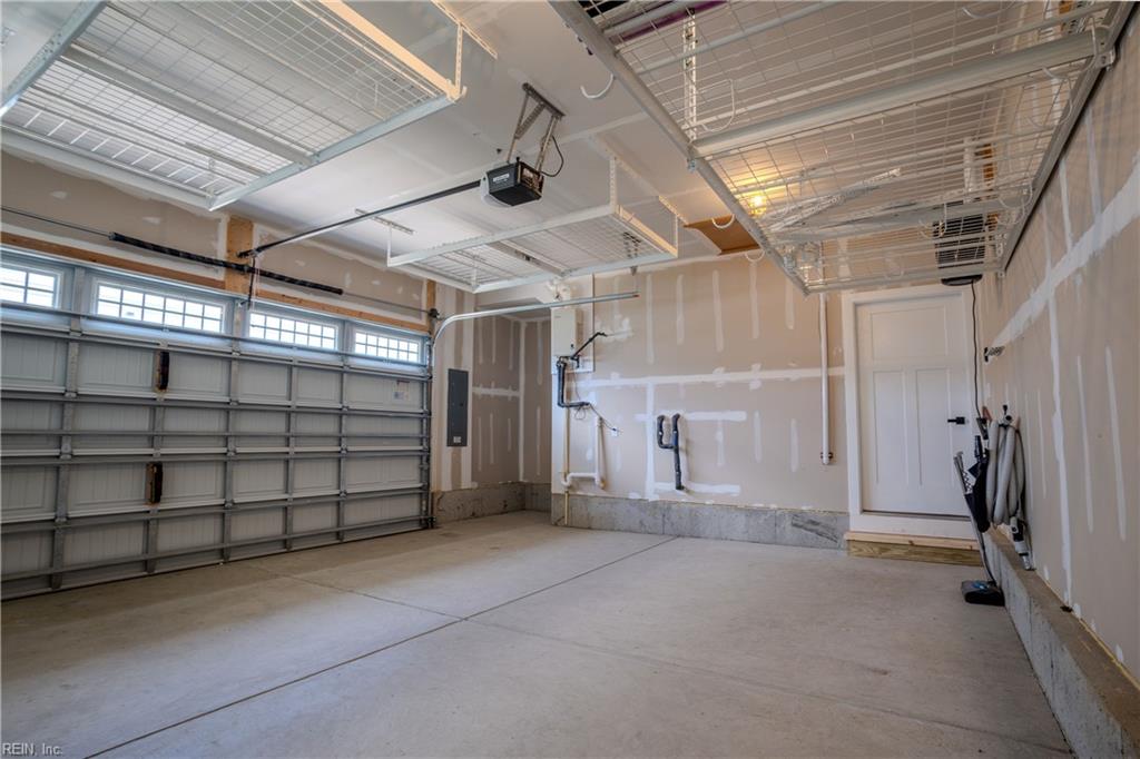 148 Ayrshire Loop Property Photo 35