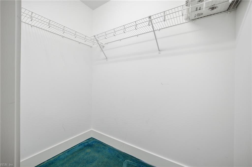 123 College Pl Property Photo 15