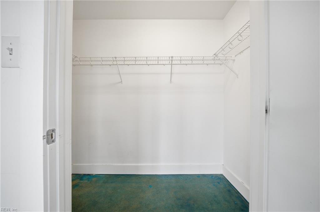 123 College Pl Property Photo 16