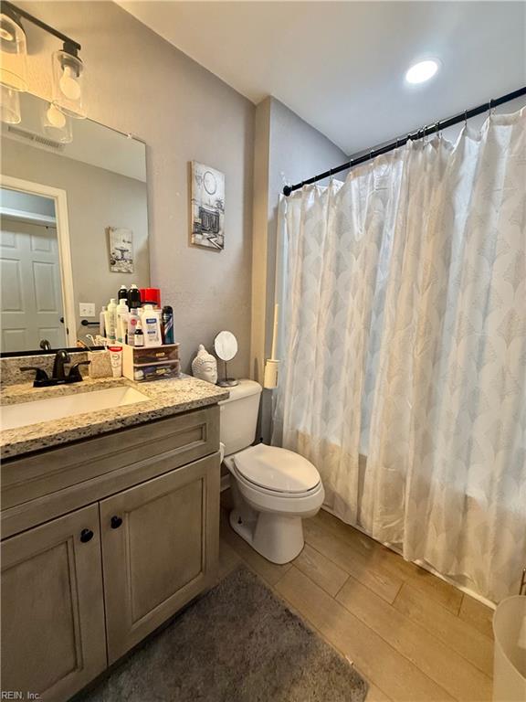 2314 Chestnut St Property Photo 6