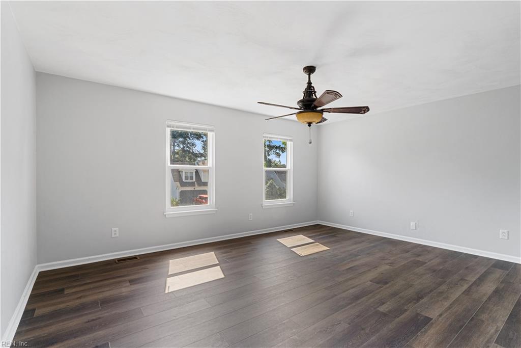 1941 Country Manor Ln Property Photo 21