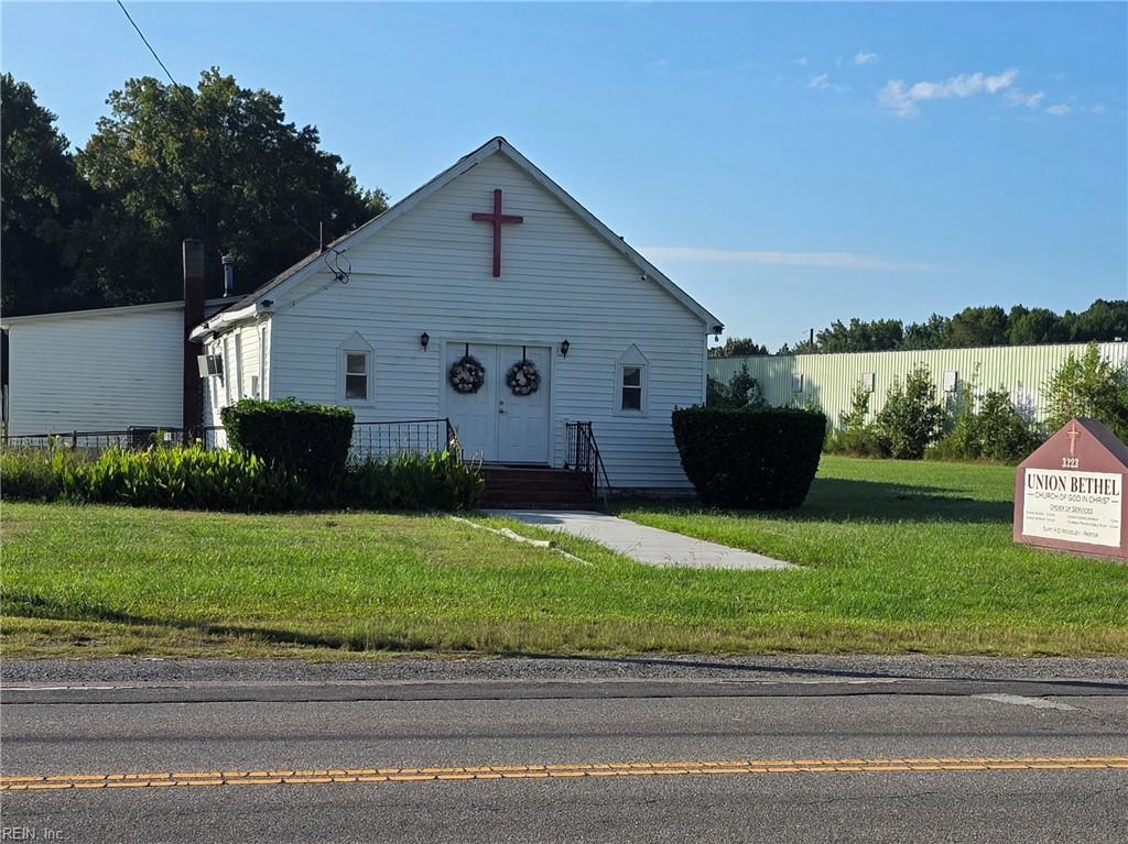 3223 Airline Blvd Property Photo 1
