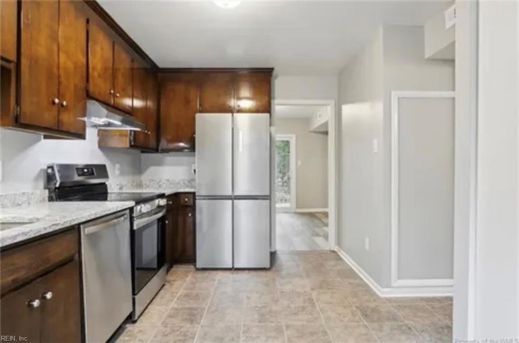 42 Spring E Property Photo 6