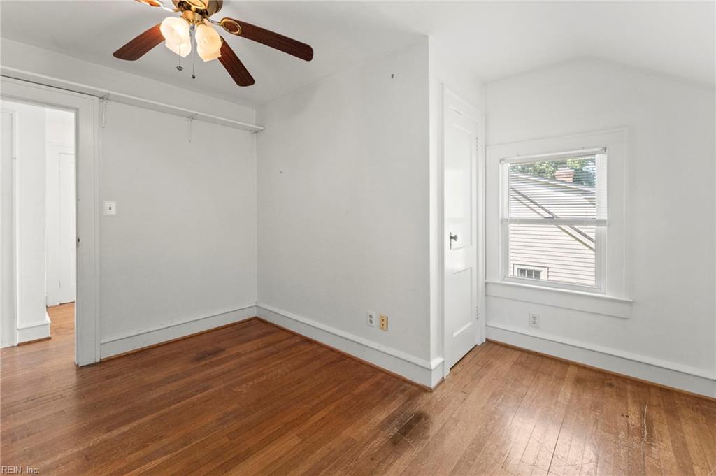 35 Manteo Ave Property Photo 23