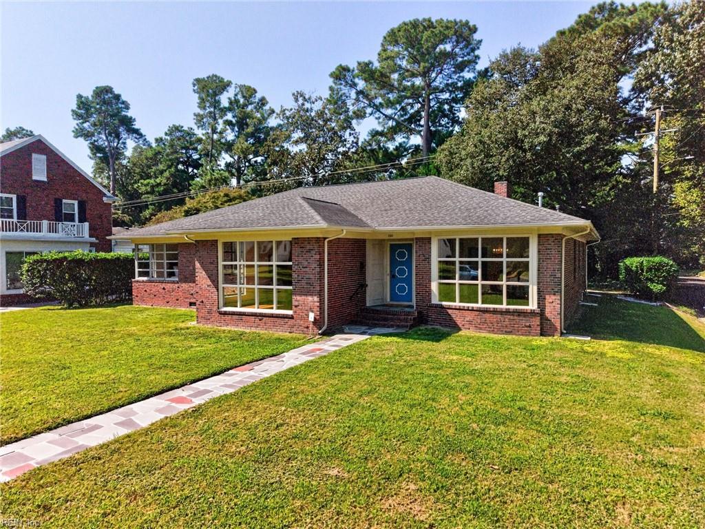 200 Park Rd Property Photo 1