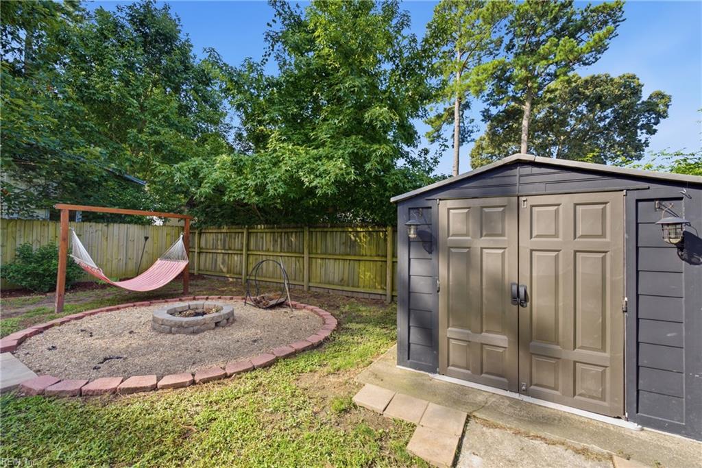 3249 Deer Park Dr Property Photo 24