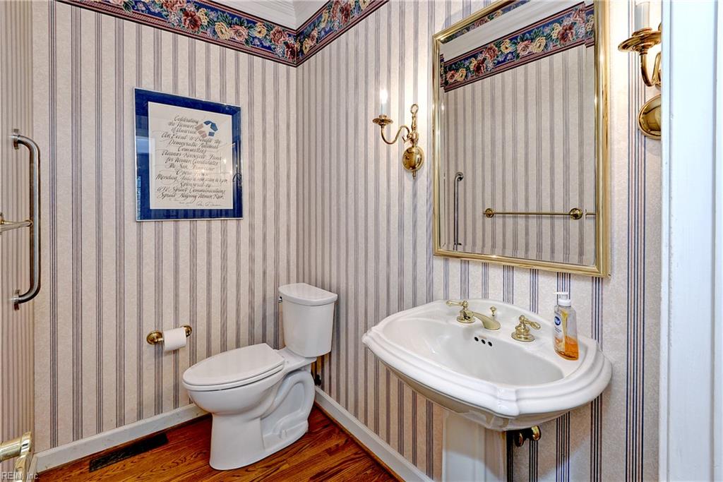 116 Cove Point Ln Property Photo 11