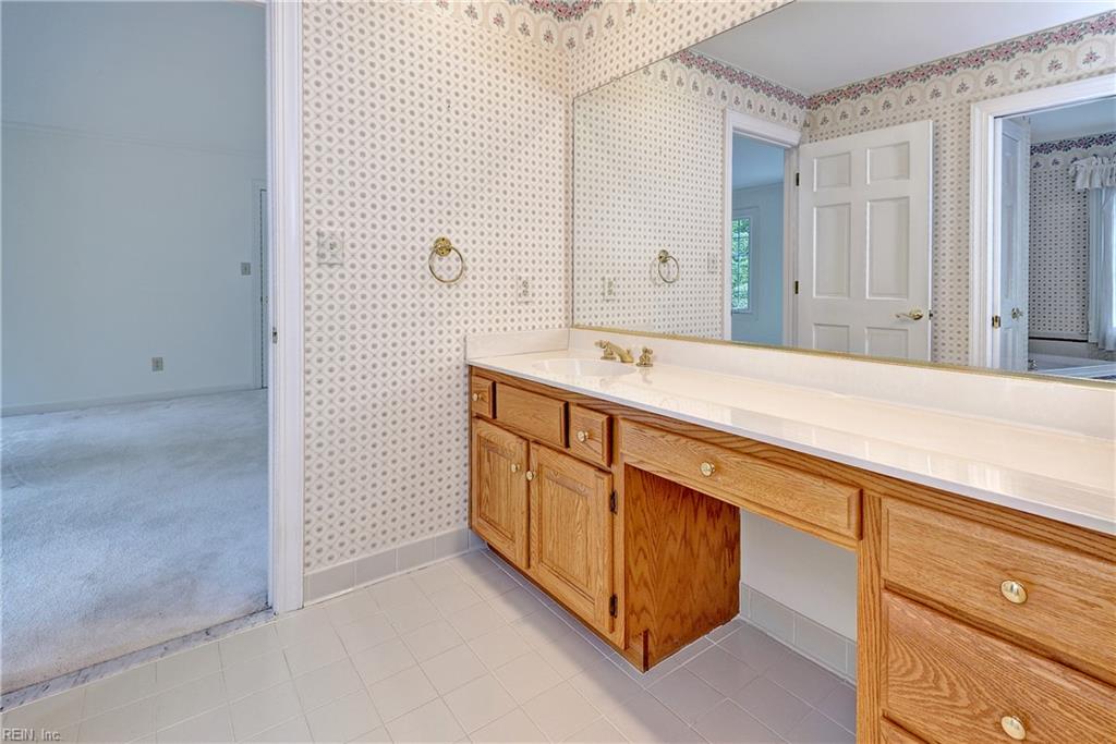 116 Cove Point Ln Property Photo 16