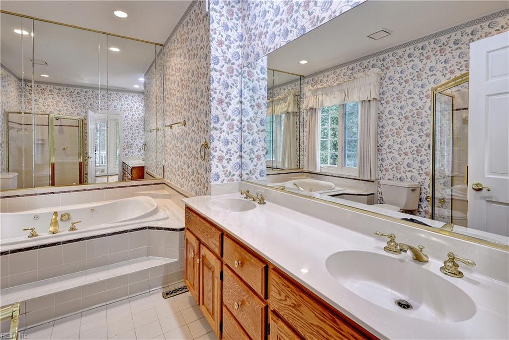 116 Cove Point Ln Property Photo 34