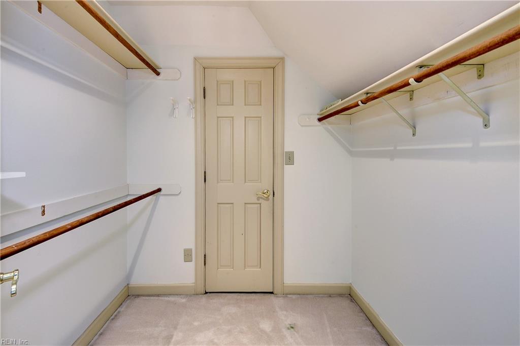 116 Cove Point Ln Property Photo 38