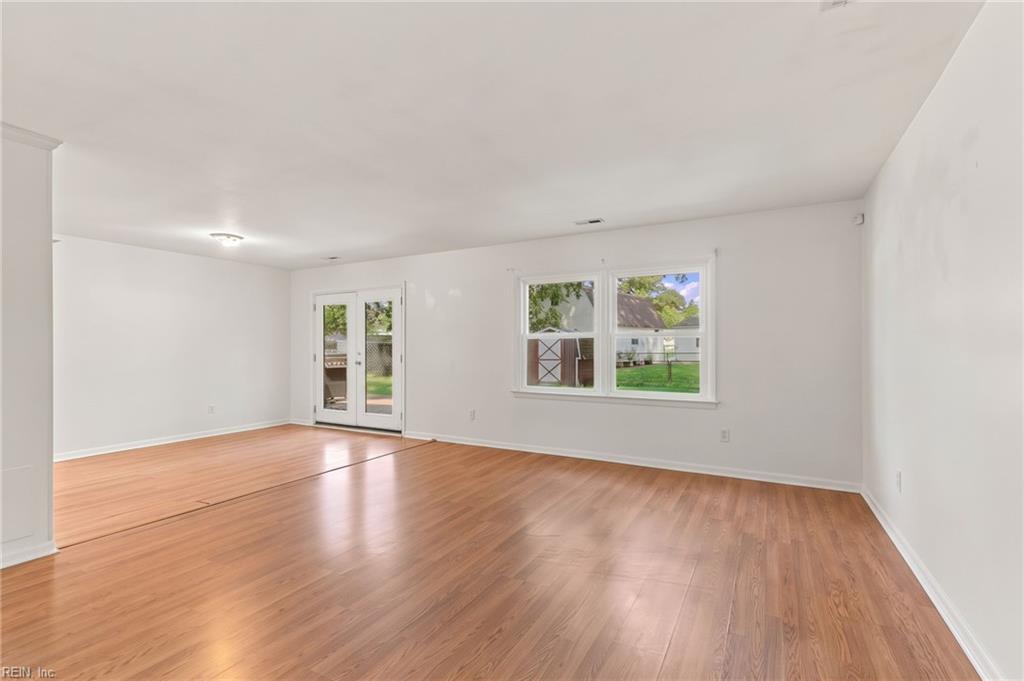 527 Stockton St Property Photo 14