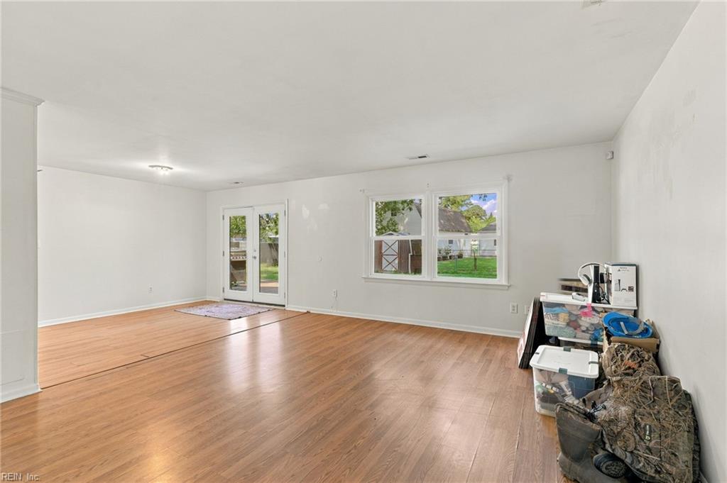 527 Stockton St Property Photo 16