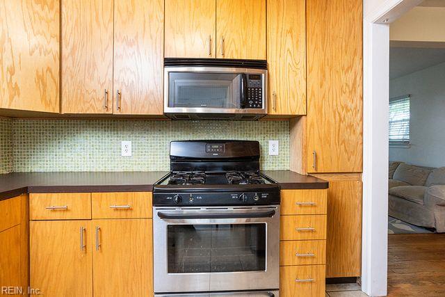 6242 Niagara Cir Property Photo 9