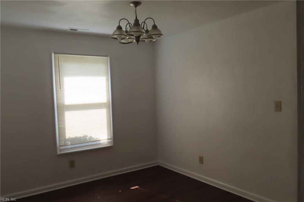 1071 Glen Willow Dr Property Photo 10