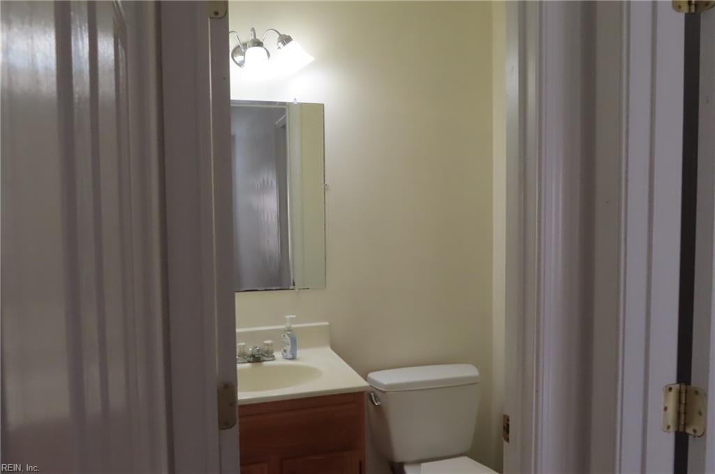 1071 Glen Willow Dr Property Photo 12
