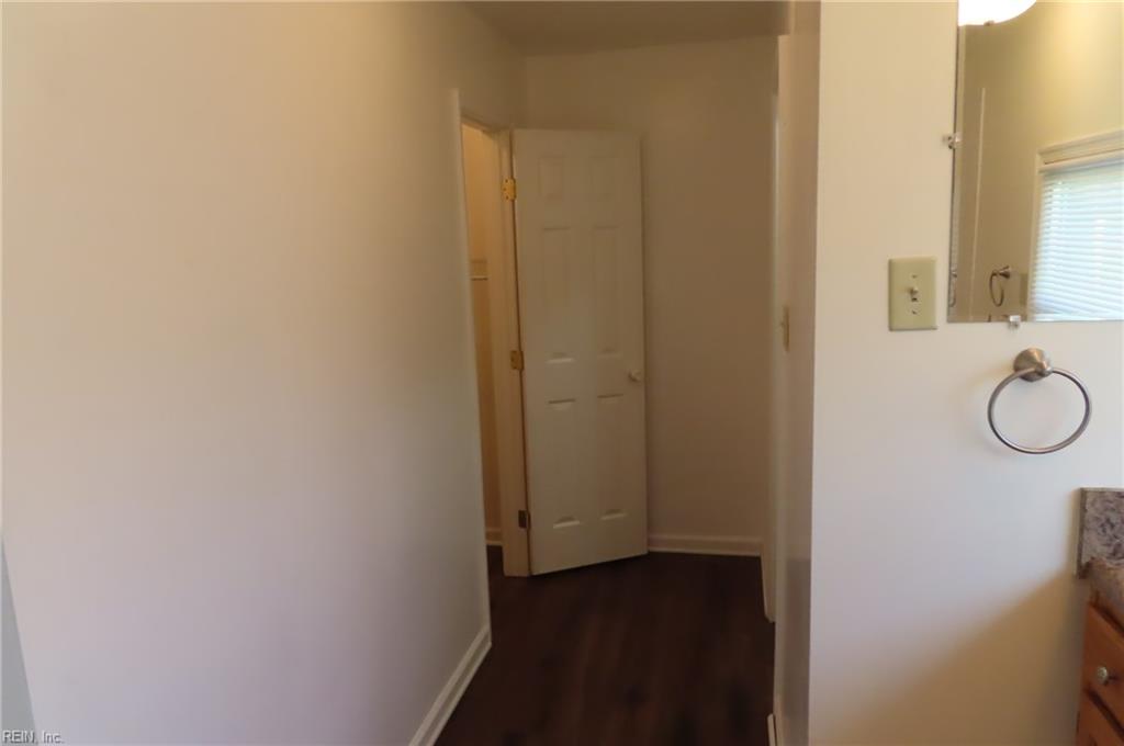 1071 Glen Willow Dr Property Photo 21