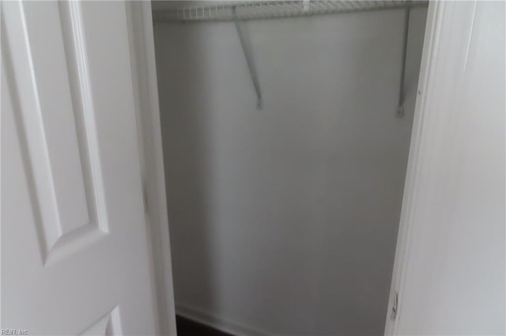 1071 Glen Willow Dr Property Photo 37