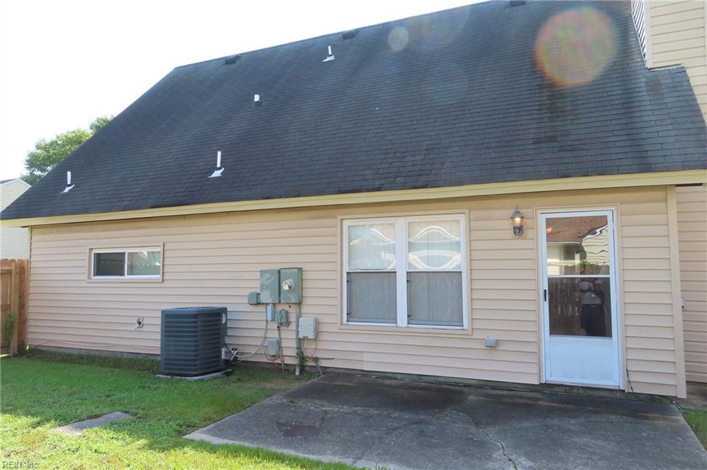 1071 Glen Willow Dr Property Photo 45