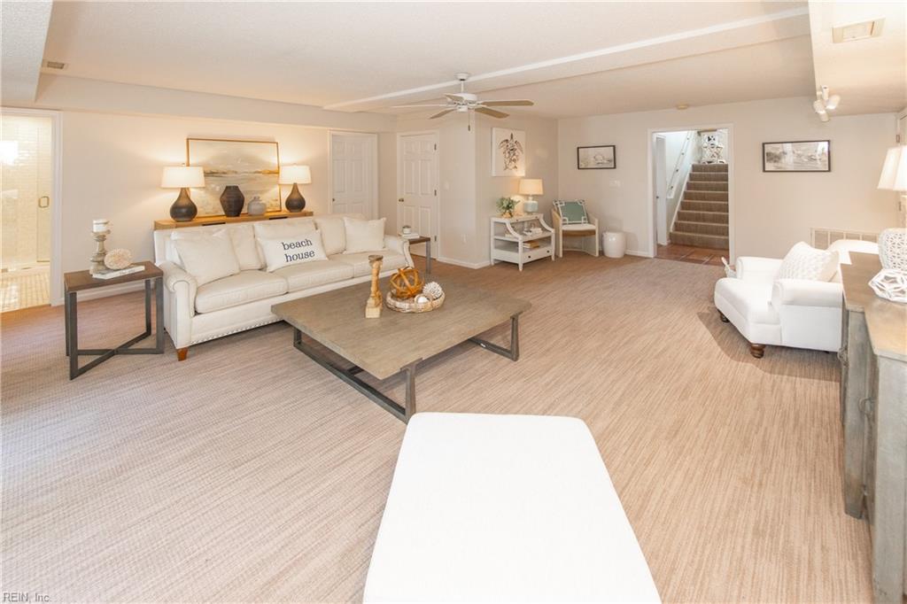 607 Vanderbilt Ave Property Photo 7
