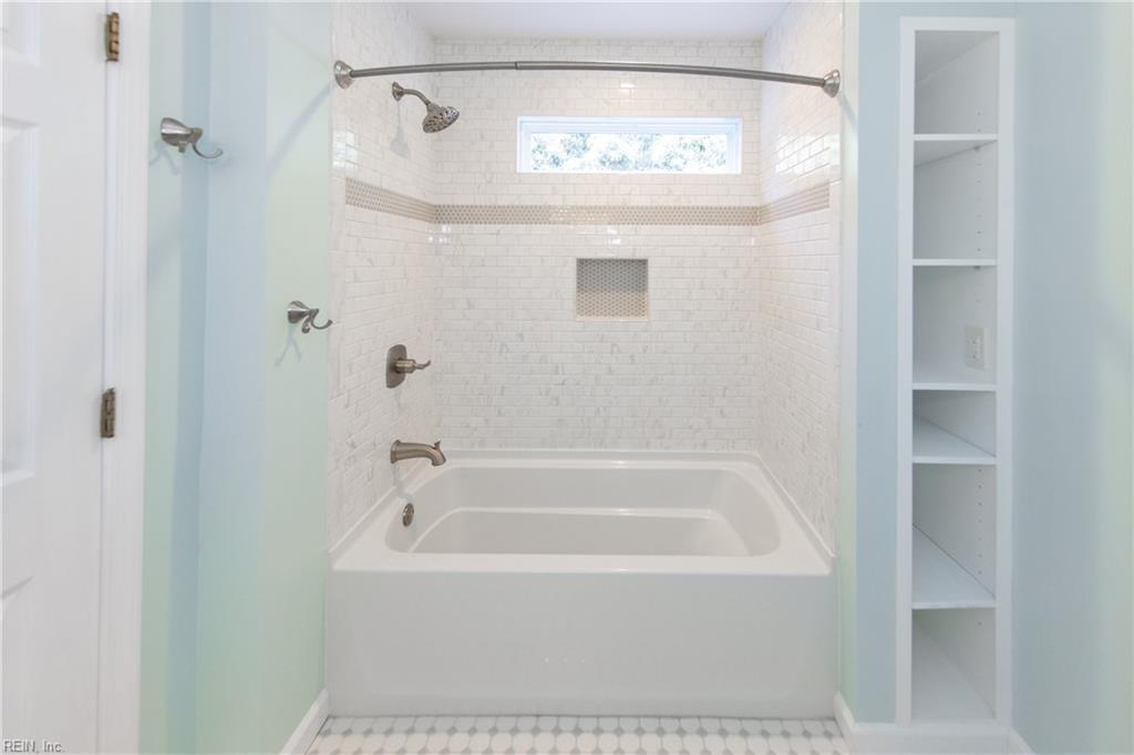 607 Vanderbilt Ave Property Photo 20