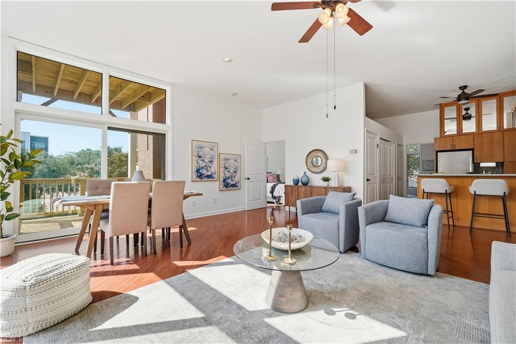 696 Mowbray Arch Property Photo 4