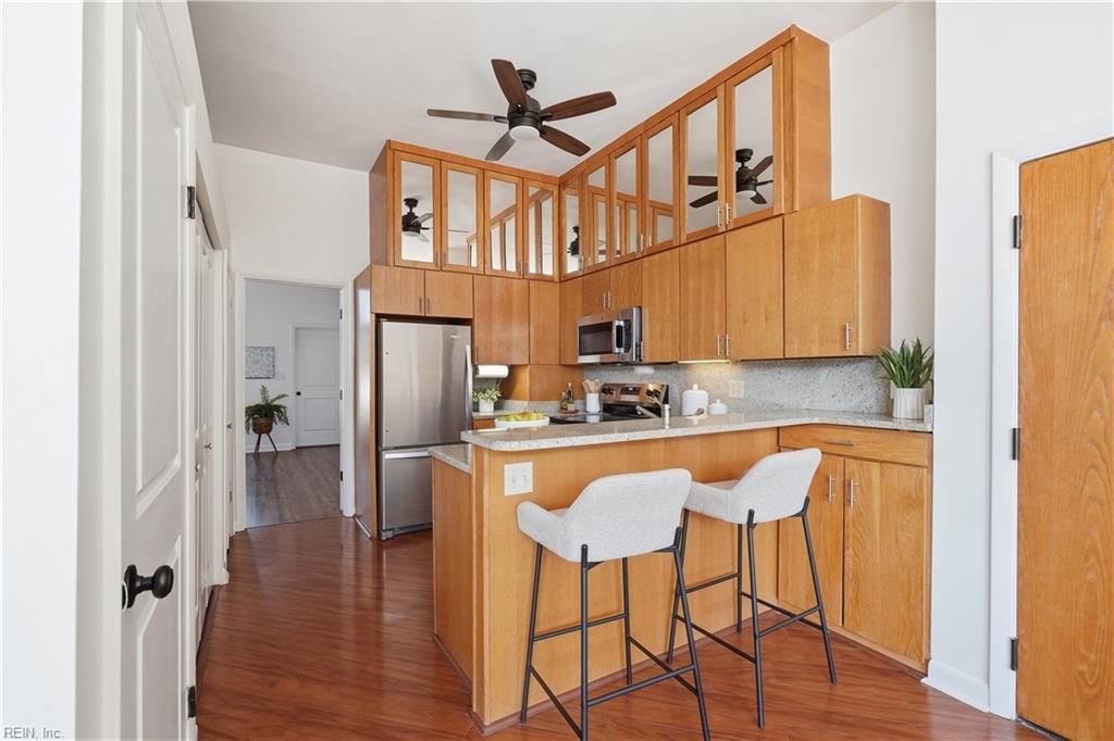 696 Mowbray Arch Property Photo 10