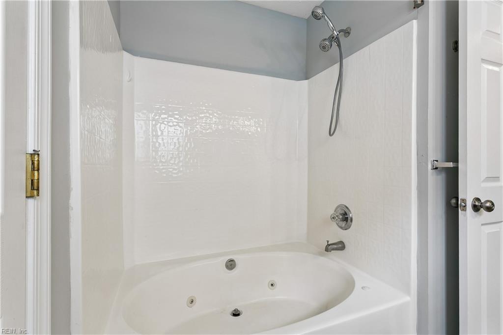 202 Bradmere Loop Property Photo 29