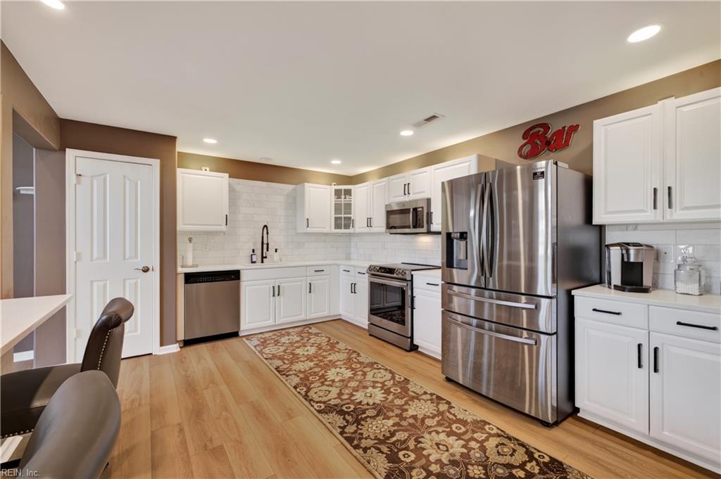 3905 Sutter St Property Photo 5