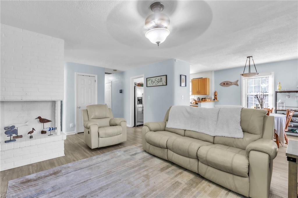 5208 W Norfolk Rd Property Photo 6
