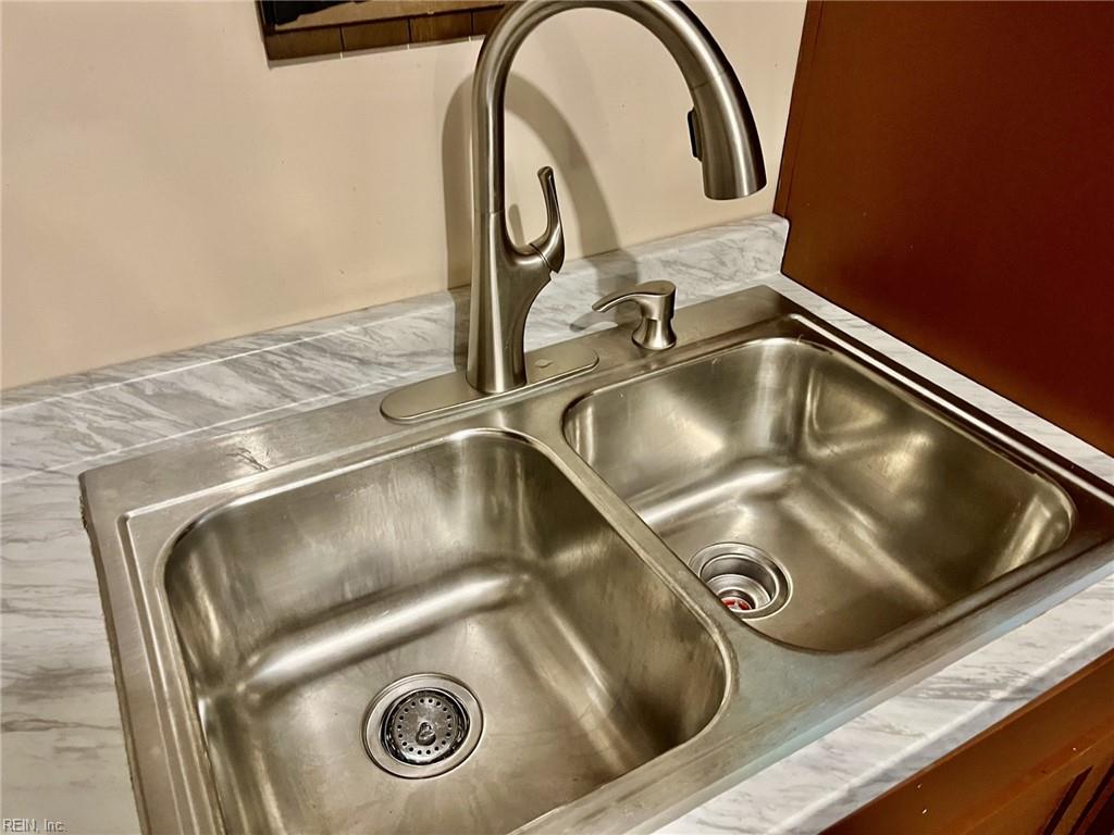 23 Tillerson Dr Property Photo 4