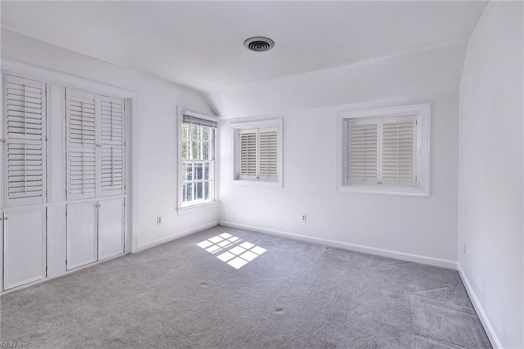105 Thomas Brice Property Photo 33