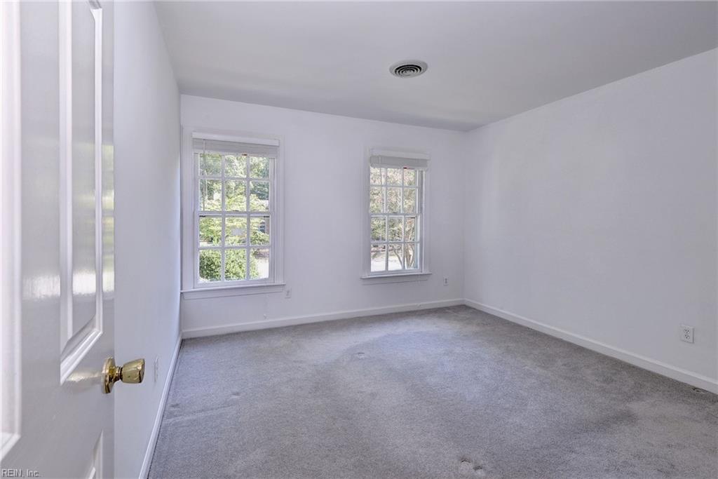 105 Thomas Brice Property Photo 35