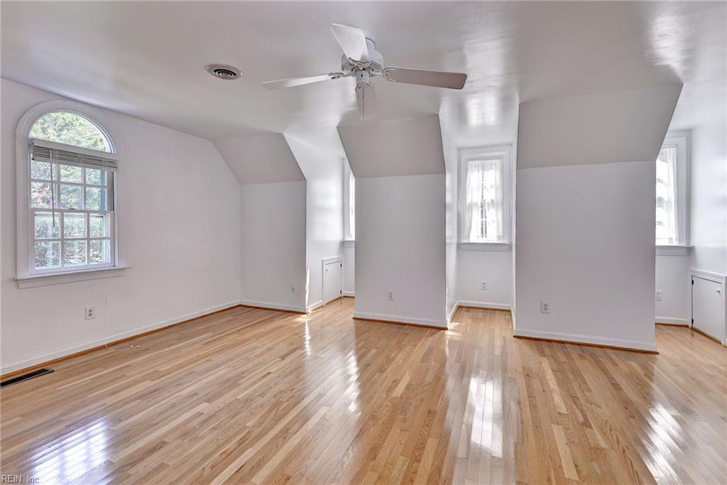 105 Thomas Brice Property Photo 38
