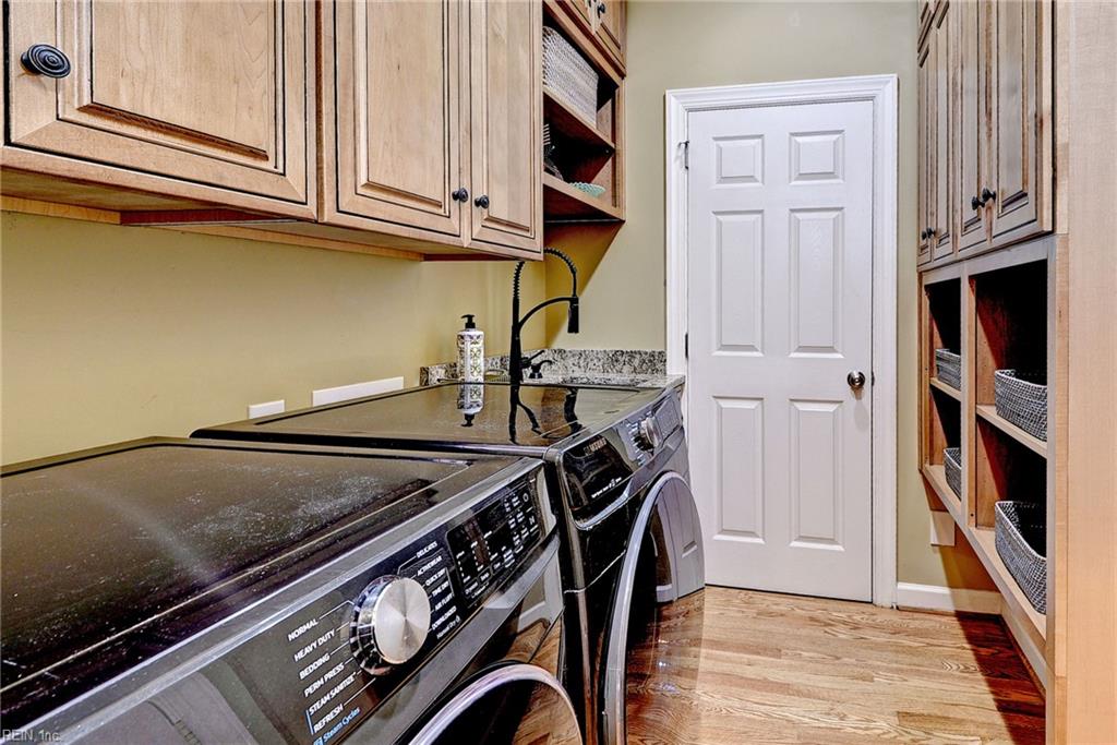 320 Yorkshire Dr Dr Property Photo 25