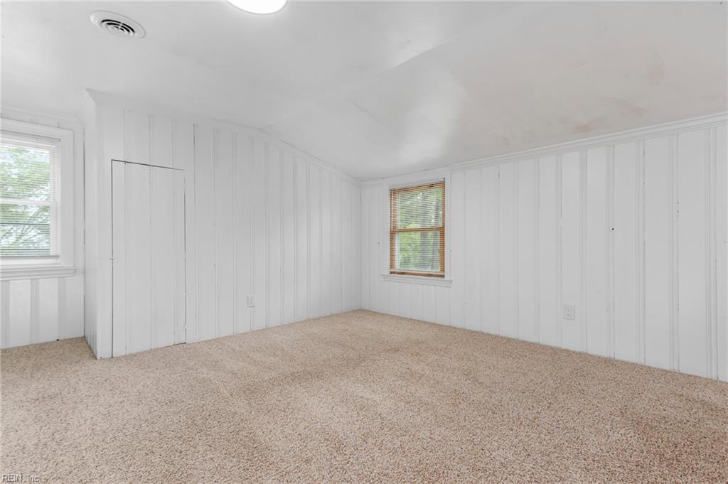 531 Burleigh Ave Property Photo 4
