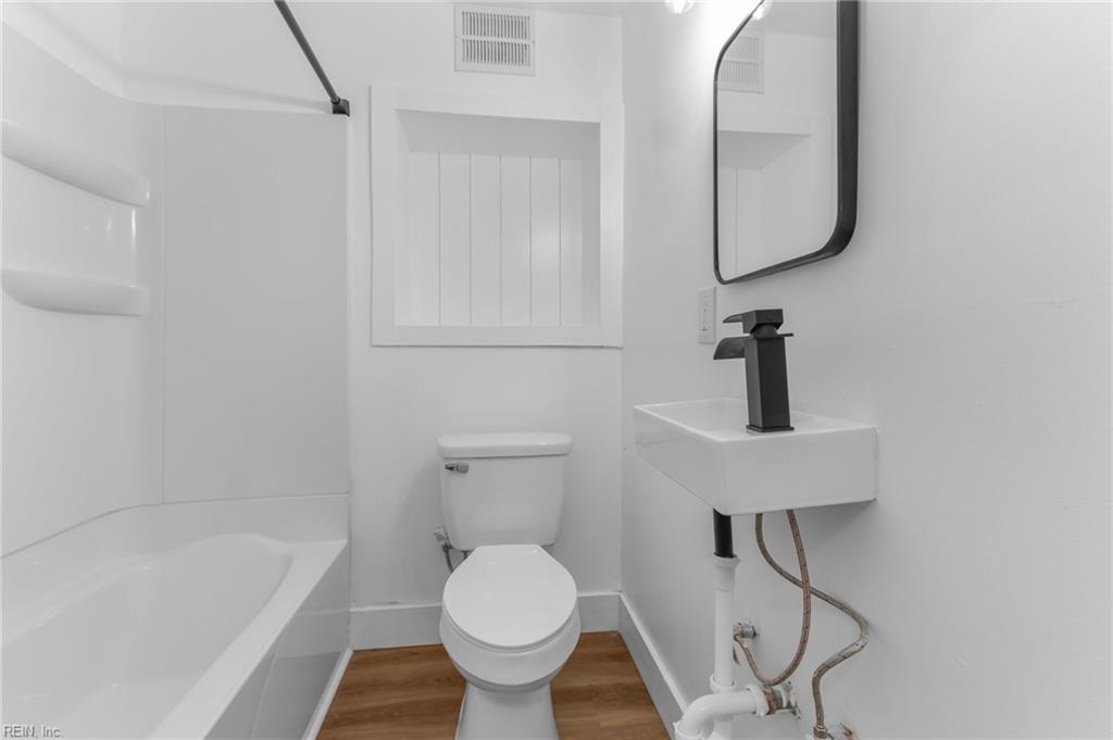 531 Burleigh Ave Property Photo 13