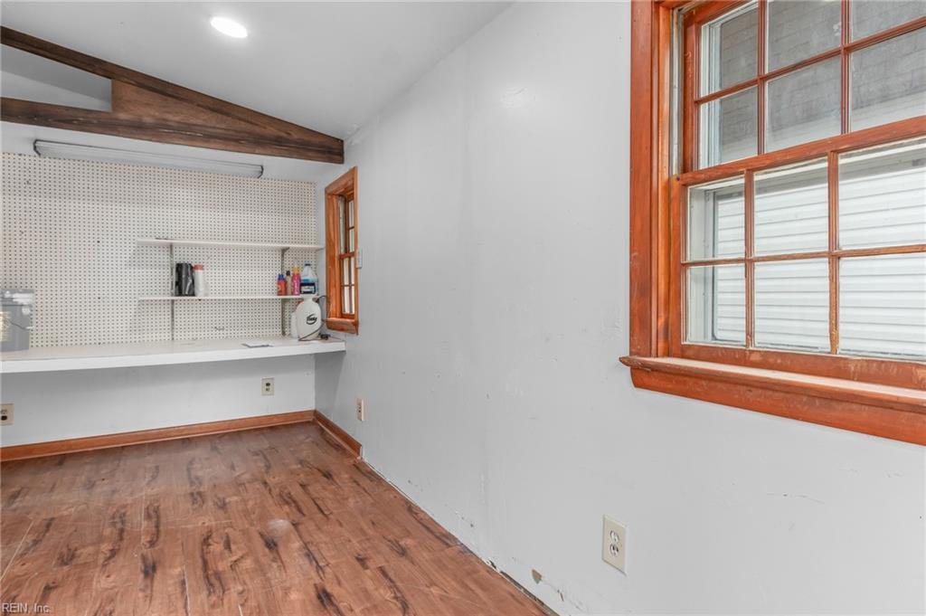 531 Burleigh Ave Property Photo 19