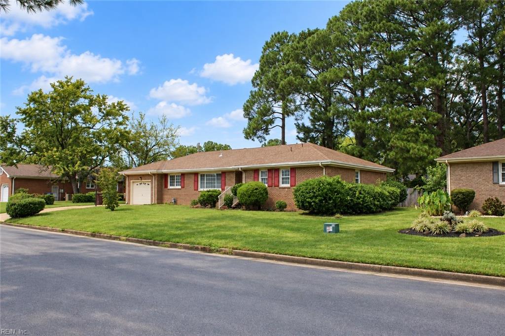 404 Redbrick Dr Property Photo 2