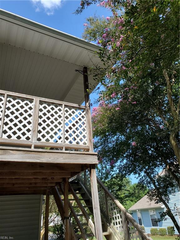 327 Thalia Station Ct Property Photo 1