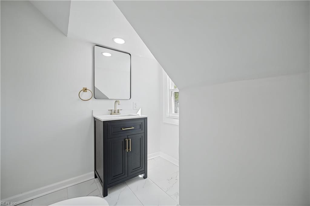 8 Van Patton Pl Property Photo 27